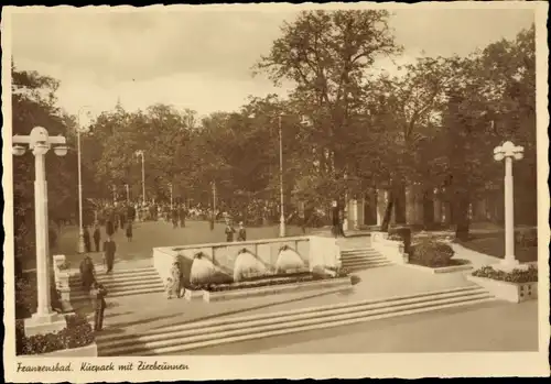 Ak Františkovy Lázně Franzensbad Region Karlsbad, Kurpark mit Zierbrunnen