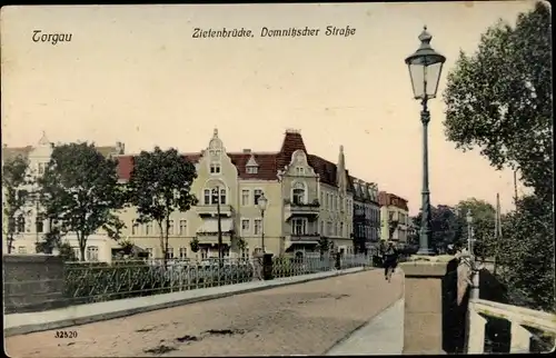 Ak Torgau an der Elbe, Zietenbrücke, Domnitzscher Straße