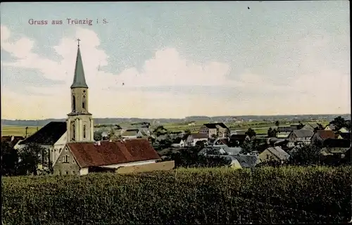 Ak Trünzig Langenbernsdorf in Sachsen, Blick auf den Ort, Kirche