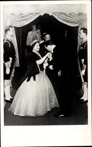 Ak König Georg VI, Königin Elisabeth, Königin Juliana, Prinz Bernhard, London 1950