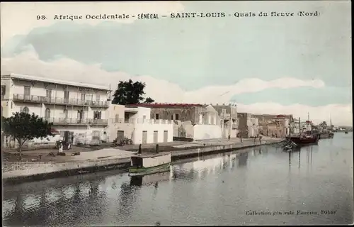 Ak Saint Louis Senegal, Quais du fleuve