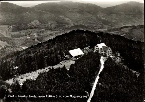 Ak Badenweiler im Schwarzwald, Hotel Hochblauen, Luftbild