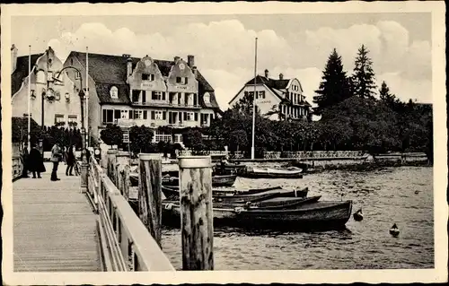 Ak Wasserburg am Bodensee Schwaben, Seesteg und Hotel Krone