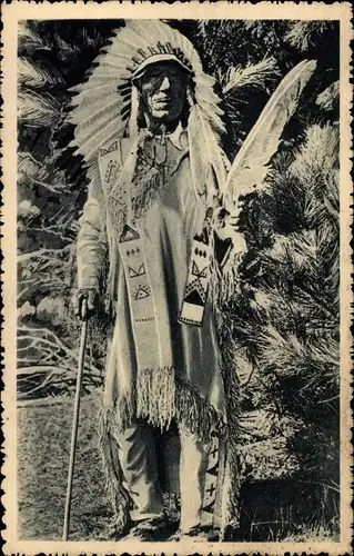 Ak USA, Le Chef Dakota en grande tenue, Indianerhäuptling