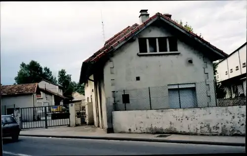 Foto Ak Montélimar Drôme, Gebäude, Straßenansicht