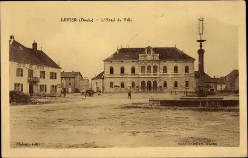 Ak Levier Doubs, L'Hotel de Ville