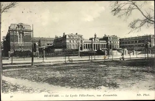 Ak Beauvais Oise, Le Lycee Felix Faure, vue d'ensemble