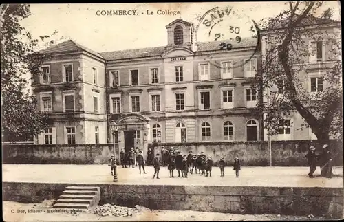 Ak Commercy Lothringen Meuse, Le College