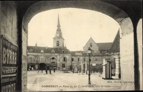 Ak Commercy Lothringen Meuse, Place du fer a cheval