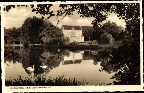 Ak Friedrichroda im Thüringer Wald, Schloss Reinhardsbrunn, Schwäne auf dem See