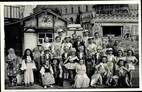 Ak C.H. Schäfers Zirkus Stadt Liliput, Kostüme, Gruppenfoto, Liliputaner, Kostüme