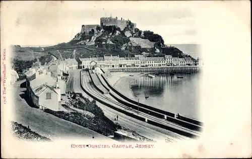 Ak Gorey Jersey Kanalinseln, Mont Orgueil Castle, Blick auf den Ort
