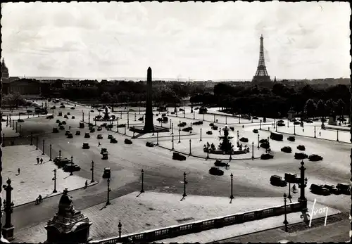 Ak Paris VII, La Tour Eiffel, Eiffelturm, Place de la Concorde
