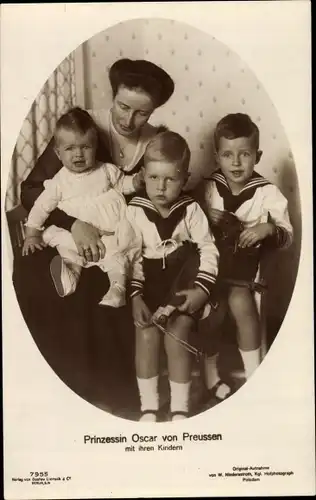 Ak Die Kinder von Oskar Prinz von Preußen, Ina Marie von Bassewitz, Portrait