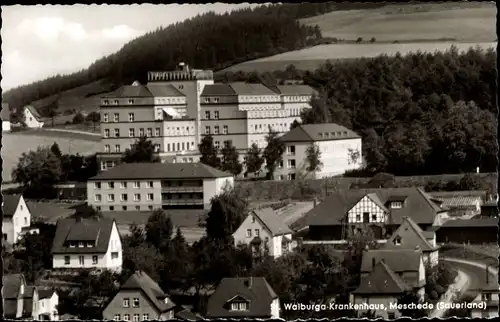 Ak Meschede im Sauerland, St. Walburga-Krankenhaus