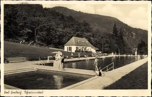Ak Bad Bertrich in der Eifel, Schwimmbad, Freibad