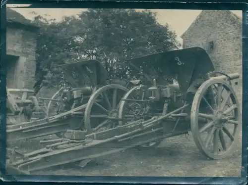 Foto Deutsche Geschütze Nr. 3 und 4