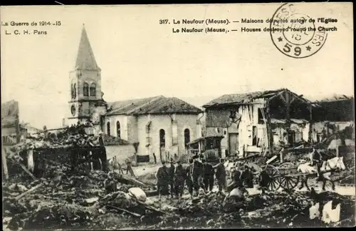 Ak Le Neufour Meuse, Maisons detruites autour de l'Eglise, 1. WK