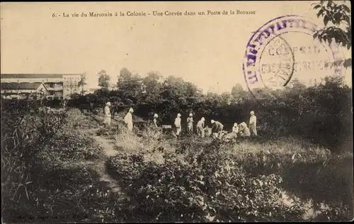Ak Mali ?, La vie du Marsouin a la Colonie, Une Corvee dans un Poste de la Brousse
