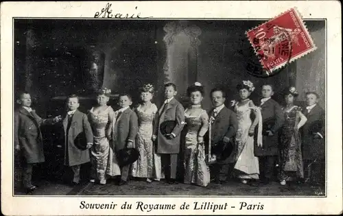 Ak Paris, Souvenir du Royaume de Liliput, Liliputaner, Gruppenfoto
