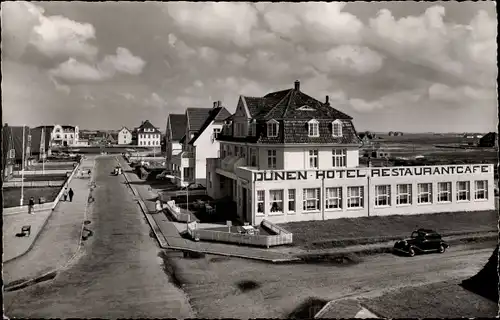 Ak Wenningstedt Braderup auf Sylt, Dünen Hotel, Auto