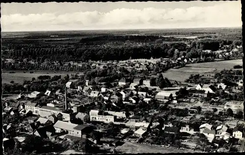 Ak Kellinghusen in Holstein, Gesamtansicht, Fliegeraufnahme