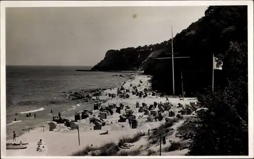 Ak Ostseebad Göhren auf Rügen, Blick auf den Hövt, Strandpartie