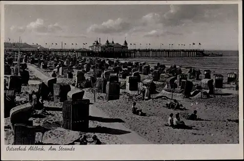 Ak Ostseebad Ahlbeck Heringsdorf auf Usedom, Strandpanorama