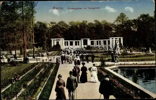 Ak Berlin Tiergarten, Rosengarten im Tiergarten, Besucher