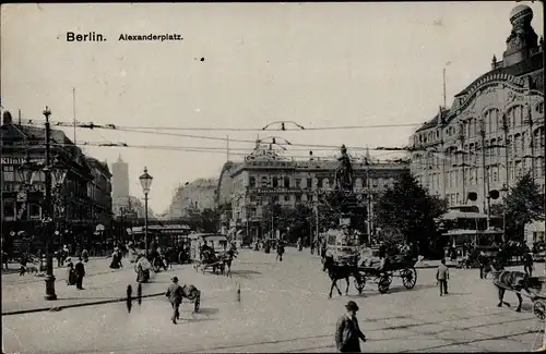 Ak Berlin Mitte, Alexanderpatz, Straßenbahn, Kutsche