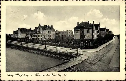 Ak Burg bei Magdeburg, Straßenpartie mit Blick auf Kaserne des Inf. Reg. 66