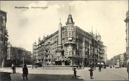 Ak Magdeburg an der Elbe, Hasselbachplatz mit Brunnen