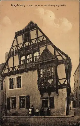 Ak Magdeburg an der Elbe, Altes Haus in der Kreuzgangstraße