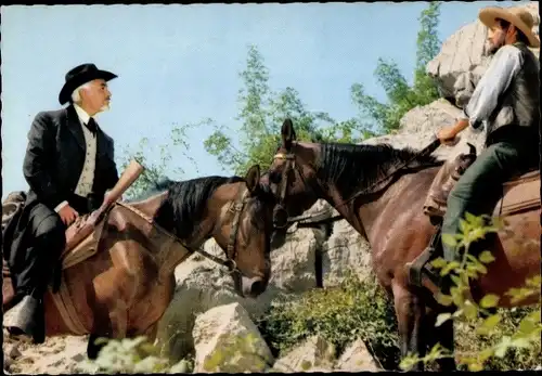 Ak Schauspieler Renato Baldini, Filmszene, Unter Geiern, Richter Leader