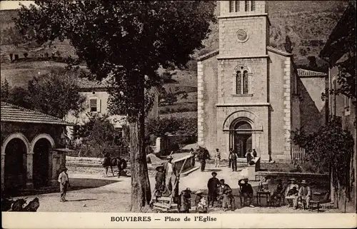 Ak Bouvieres Drôme, Place de l'Eglise