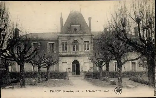 Ak Vergt Dordogne, L'Hotel de Ville