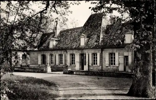 Ak Verdon Dordogne, Ortsansicht, Haus, Bäume