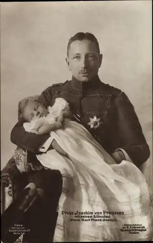 Ak Prinz Joachim von Preußen mit Sohn Prinz Karl Franz Joseph, Portrait, Husarenuniform