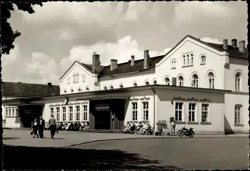 Ak Güstrow in Mecklenburg, Bahnhof