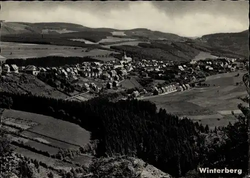 Ak Winterberg im Sauerland, Totalansicht der Ortschaft mit Umgebung