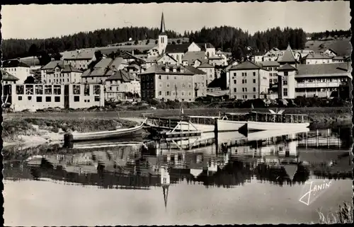 Ak Lac ou Villers Doubs, L'Embarcadere de l'Union et la Flottille au repos