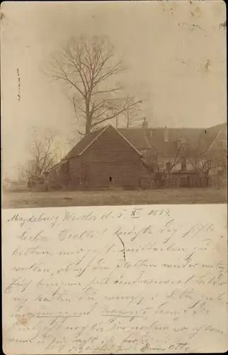 Foto Ak Werder Magdeburg, Blick auf einen Bauernhof