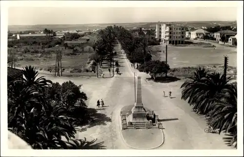 Ak Arzew Algerien, Place de la Liberte, Monument aux Morts
