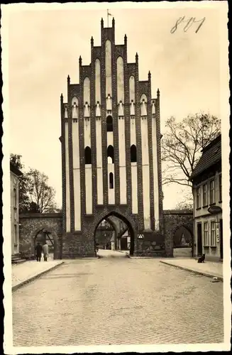 Ak Neubrandenburg in Mecklenburg, Stargarder Tor