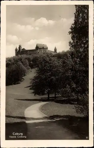 Ak Coburg in Oberfranken Bayern, Veste Coburg, Burgblick mit Park