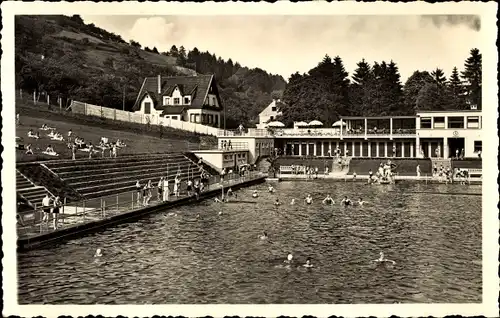 Ak Merzig an der Saar, Städtisches Schwimmbad Hellborn