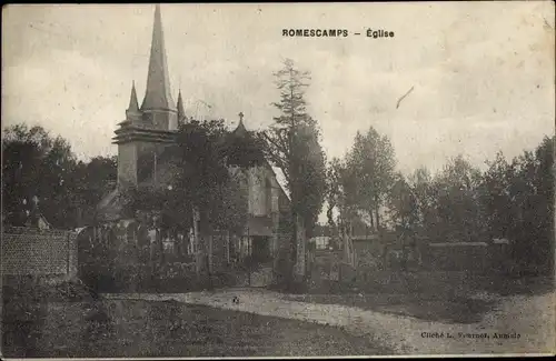 Ak Romescamps Oise, L'Eglise