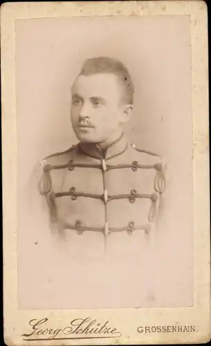 CdV Deutscher Soldat in Uniform, Husar, Portrait