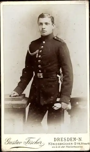 CdV Deutscher Soldat in Uniform, Schützenschnur, Portrait
