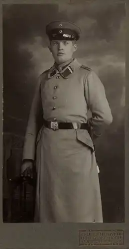CdV Deutscher Soldat in Uniform, Mantel, Portrait